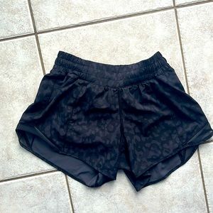 Lululemon short